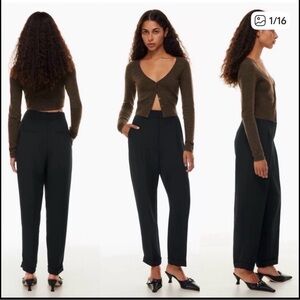 Aritzia Wilfred Dashwood Pant - Black Crepette High-waisted pleated trousers 4